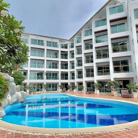 Dragon Beach Resort , Jomtien Beach Pattaya Exterior foto