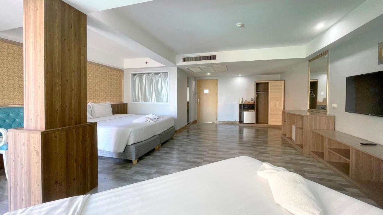 Dragon Beach Resort , Jomtien Beach Pattaya Exterior foto