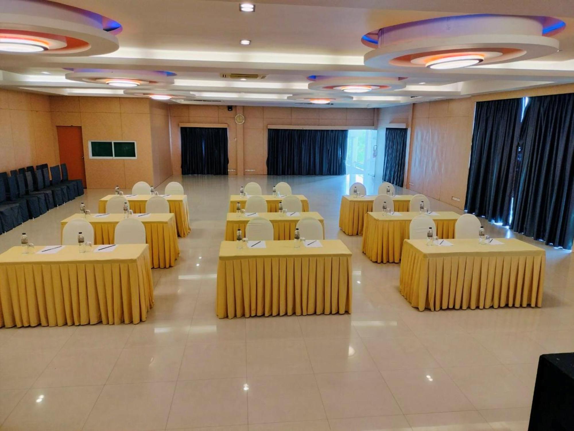 Dragon Beach Resort , Jomtien Beach Pattaya Exterior foto