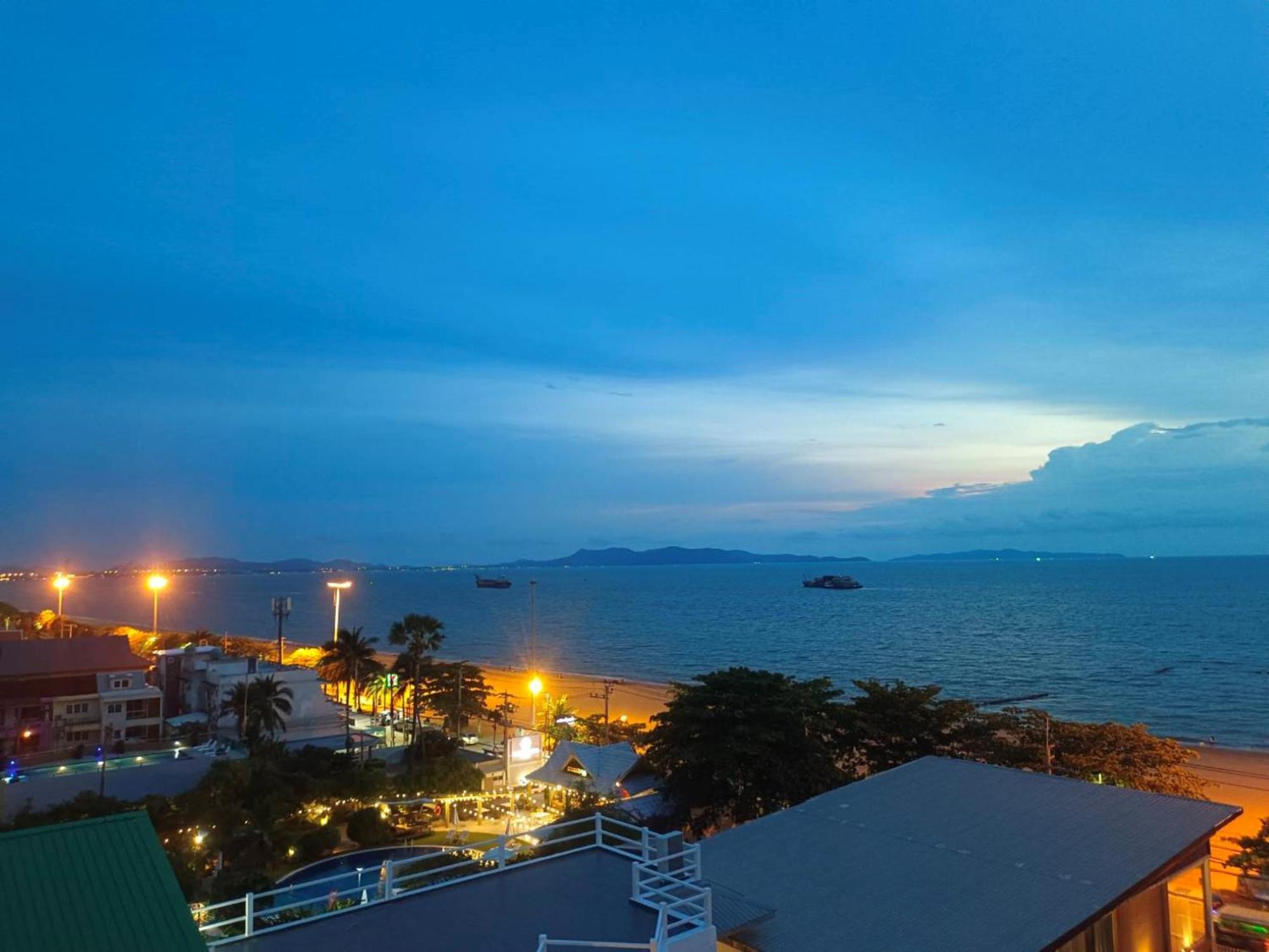 Dragon Beach Resort , Jomtien Beach Pattaya Exterior foto